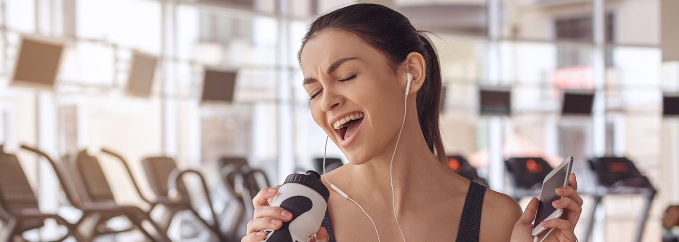 How does listening to music affect exercise? 